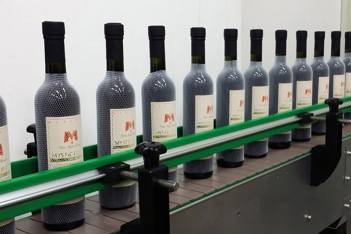 ���� ����,����